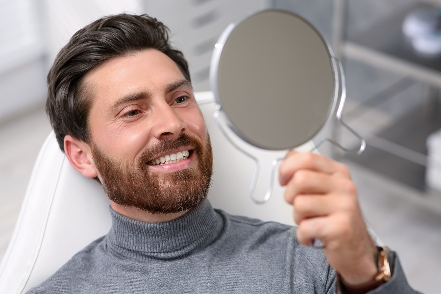 Fillings Cavities With Dental Fillings