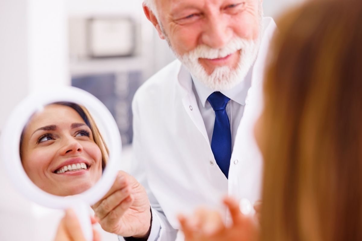 Daily Habits That Help Keep Teeth Strong and Gums Healthy